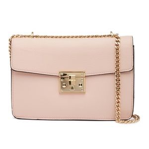 😮9 days left!😮 NWT Steve Madden PushLock Bag